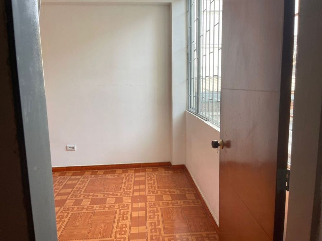 Casa de 6 alcobas en venta en San Francisco, Bogotá, 420 m² · foto 12 de 20