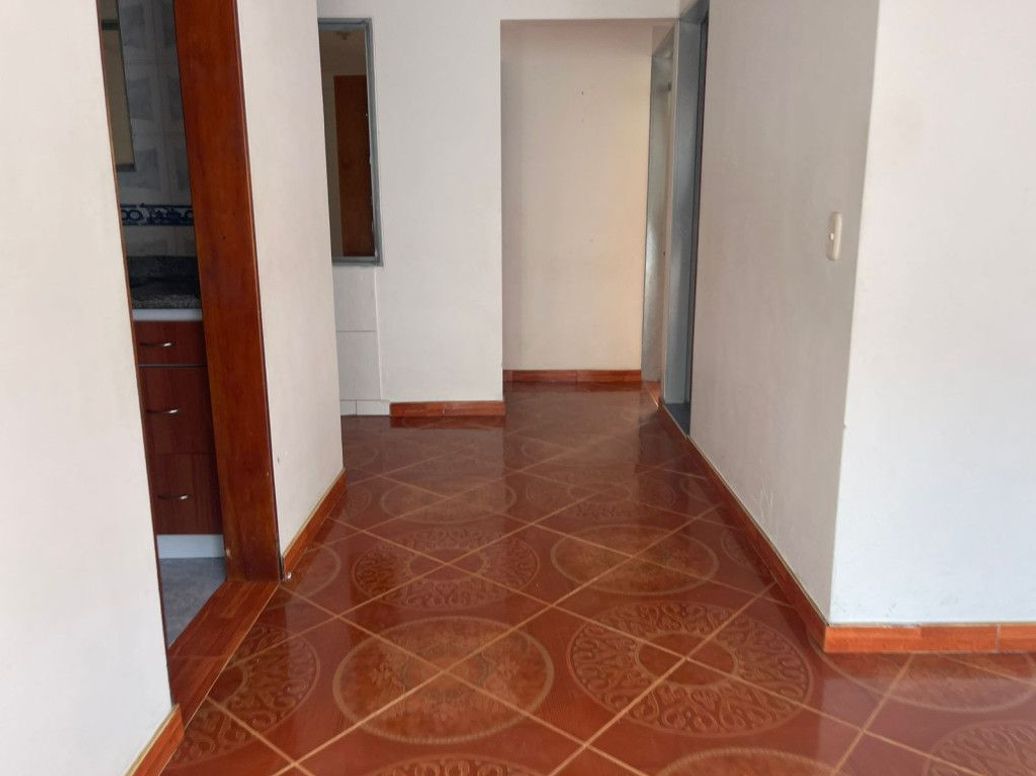 Casa de 6 alcobas en venta en San Francisco, Bogotá, 420 m² · foto 7 de 20