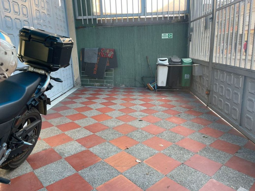 Casa de 6 alcobas en venta en San Francisco, Bogotá, 420 m² · foto 16 de 20