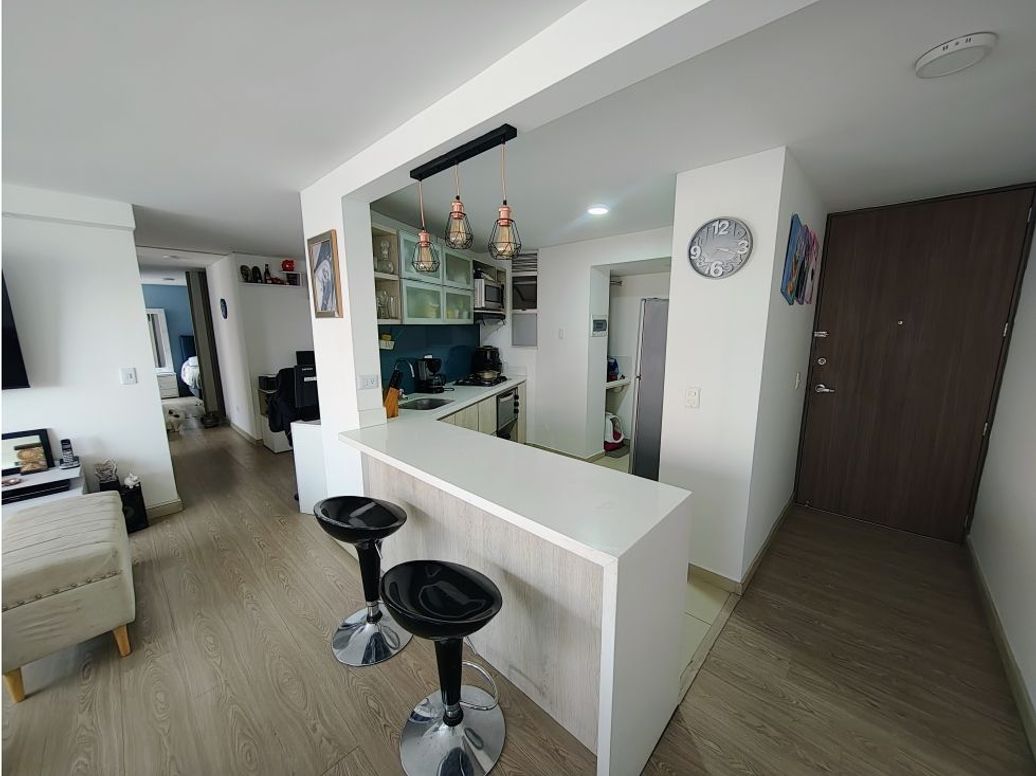 Apartamento de 3 alcobas en venta en Castilla La Nueva, Bogotá, 77 m² · foto 8 de 20
