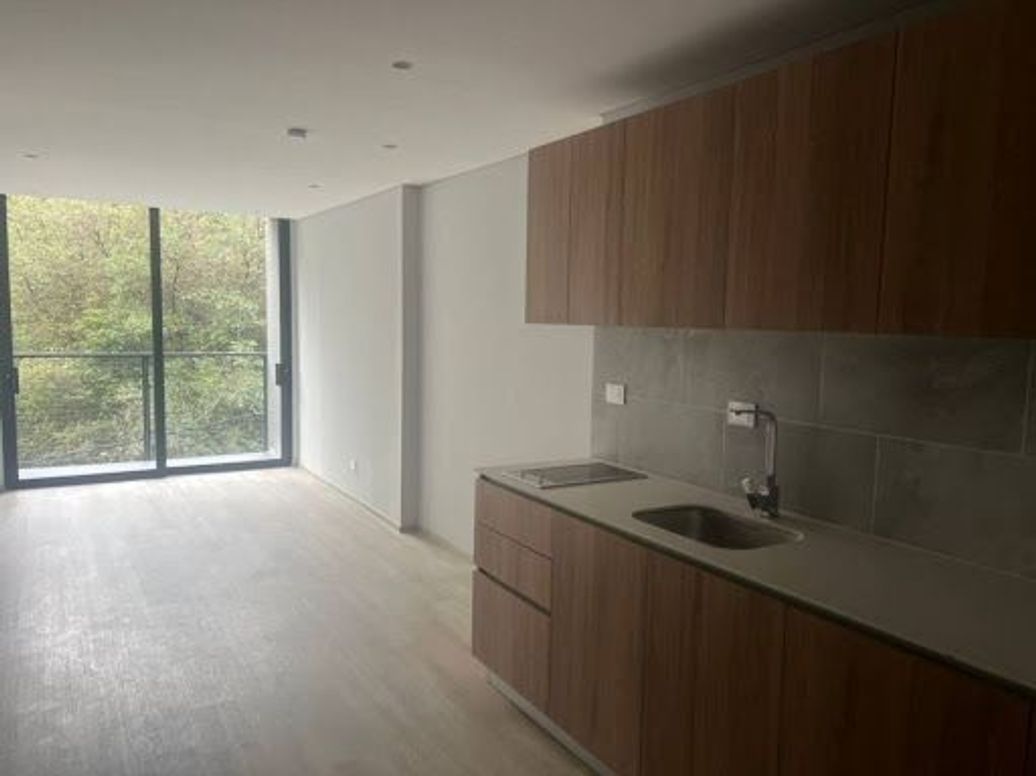 Apartaestudio en venta en Chicó Norte, Bogotá, 60 m² · foto 3 de 20