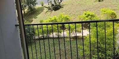 Hermoso apartamento en La Tablaza, Itagüí, con 3 alcobas, 2 baños, sala comedor, cocina integral y balcón, ubicado en una unidad residencial completa con excelentes zonas comunes, portería 24 horas y hermosos acabados modernos, ideal para disfrutar de comodidad, seguridad y un ambiente familiar en un sector tranquilo y de gran proyección.