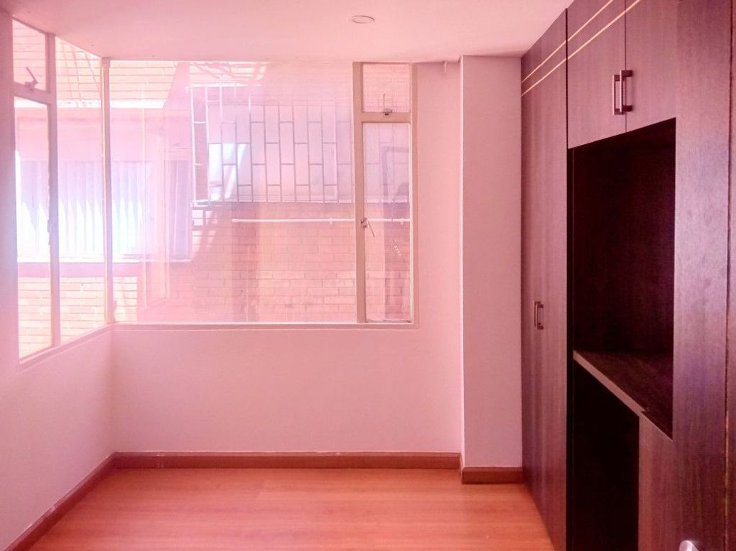 Apartamento de 5 alcobas en venta en Chico Norte Et. Ii, Bogotá, 216 m² · foto 11 de 11