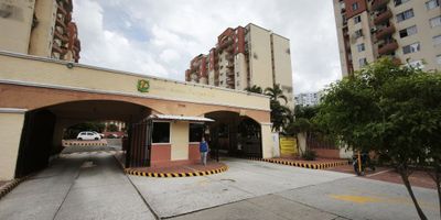 CÓDIGO INTERNO: 27575 -  APARTAMENTO CONSTA DE 3 ALCOBAS, 1 BAÑO CON DIVISIÓNES, 1 BAÑO SOCIAL, SALA COMEDOR, COCINA SEMI-INTEGRAL, RED DE GAS, ESTUFA A GAS, PUNTO DE CONEXIÓN PARA AIRES, ÁREA DE LABORES, BALCÓN, PISO EN CERÁMICA Y LOZA CONCRETO. CUENTA CON VIGILANCIA 24/7, PARQUE INFANTIL, ASCENSOR, PISCINA Y GARAJE DESCUBIERTO. CERAC A VÍAS PRINCIPALES, PARQUES, SUPERMERCADOS,  TRANSPORTE PÚBLICO E IGLESIAS.