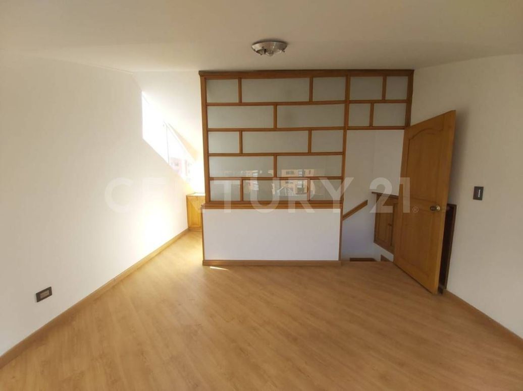 Apartamento de 3 alcobas en venta en Pontevedra, Bogotá, 111 m² · foto 14 de 18