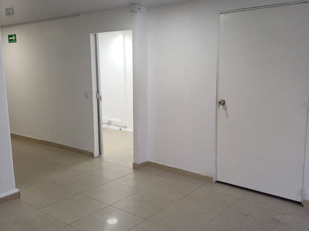 Casa en arriendo en Quinta Paredes, Bogotá · foto 3 de 10