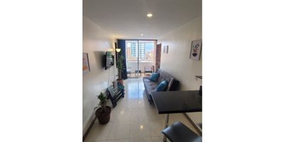 Área 40m2, 1 alcoba, 1 baño, cocina integral, sala comedor, red de gas, vista panoramica.

Edificio con portería diurna, ascensor, circuito cerrado de Tv.

Cerca a Unicentro, UPB, excelentes rutas de transporte.

