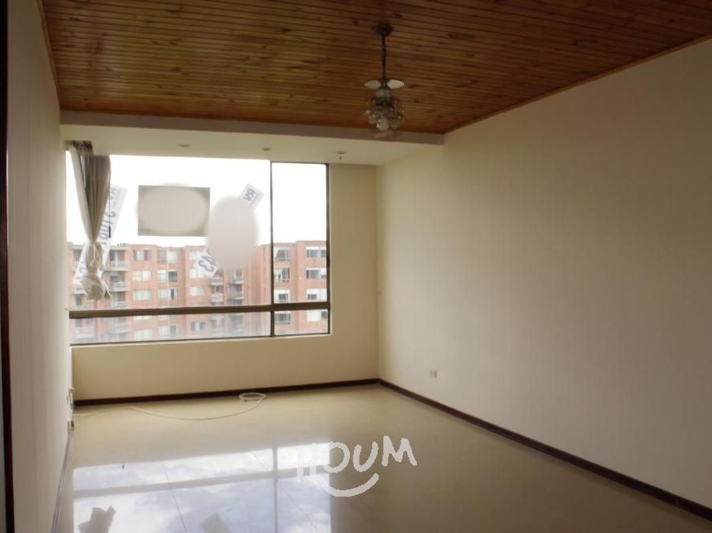 Apartamento de 3 alcobas en venta en Capellanía, Bogotá, 67 m² · foto 2 de 20