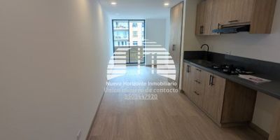 NHI-ARRIENDA ACOGEDOR APARTAESTUDIO DE UN SOLO AMBIENTE SIN GARAJE. Ubicado en 4to piso, cuenta de 25 m². Consta de sala-comedor con balcón, alcoba sin división y closet, 1 baño, cocina integral y deposito, es ideal para quienes buscan comodidad y estilo. El conjunto residencial dispone de áreas sociales y ascensor. Documentos por Aseguradora el Libertador, contrato de arrendamiento a 1 año mínimo. !CONTÁCTENOS¡