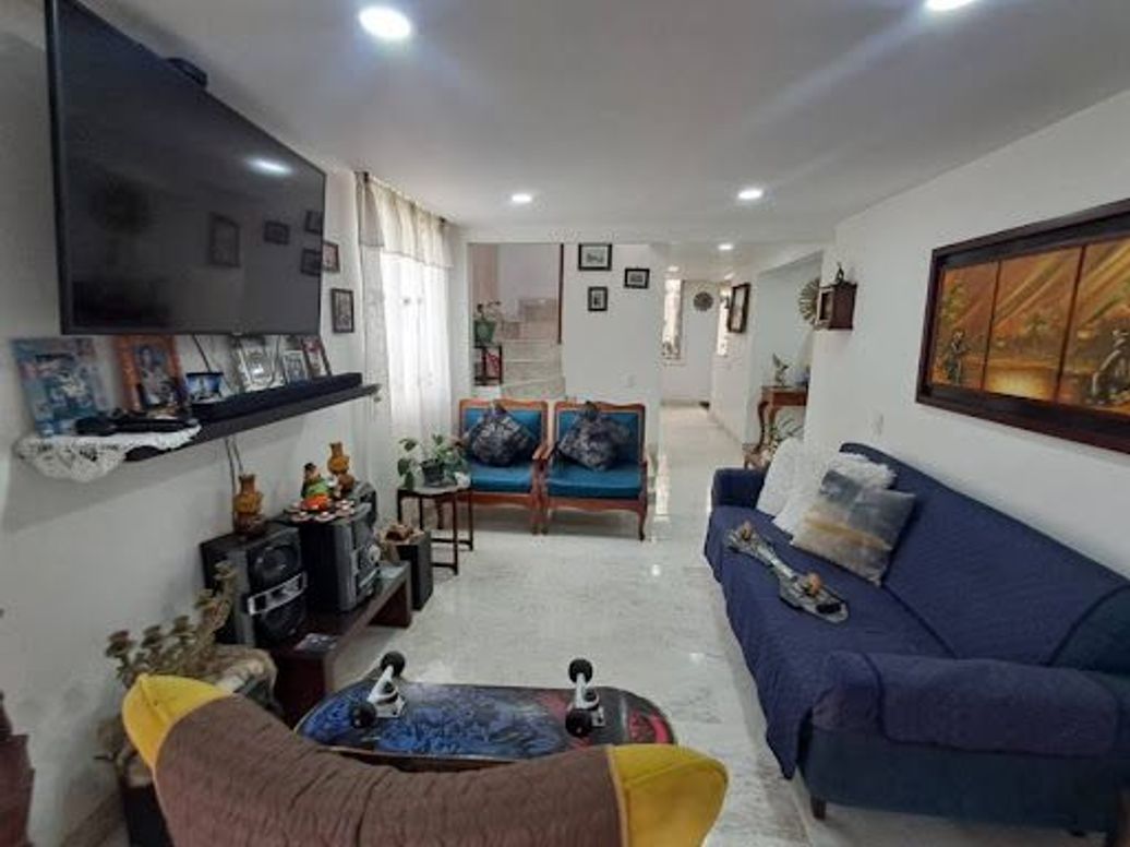 Casa de 4 alcobas en venta en El Rincón De Los Angeles, Bogotá, 200 m² · foto 5 de 20