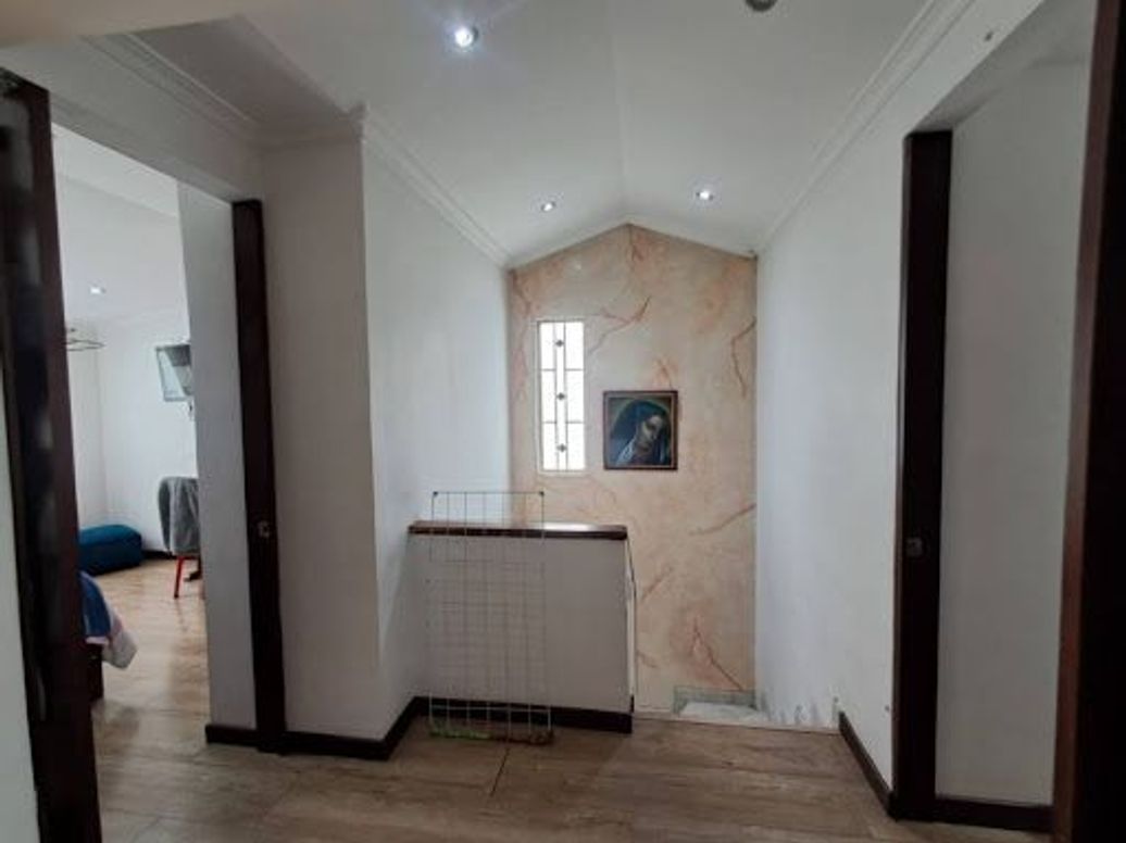 Casa de 4 alcobas en venta en El Rincón De Los Angeles, Bogotá, 200 m² · foto 13 de 20