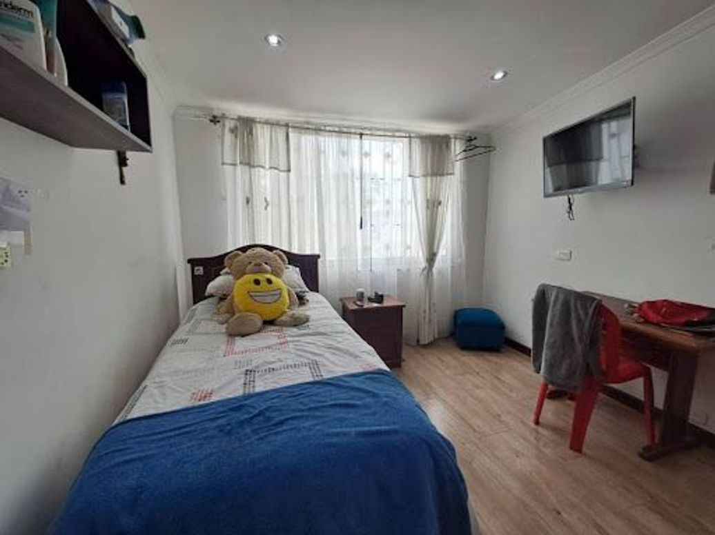 Casa de 4 alcobas en venta en El Rincón De Los Angeles, Bogotá, 200 m² · foto 15 de 20