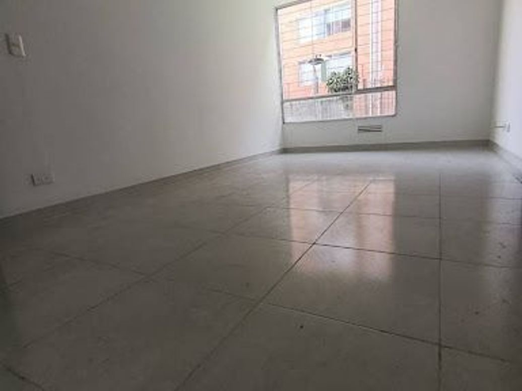 Apartamento en arriendo en Tuna Alta, Bogotá · foto 7 de 12