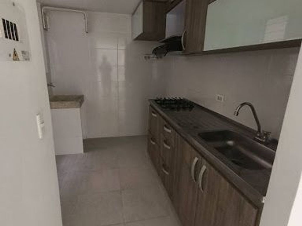 Apartamento en arriendo en Tuna Alta, Bogotá · foto 6 de 12