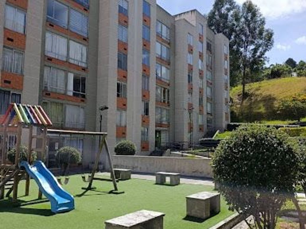 Apartamento en arriendo en Tuna Alta, Bogotá · foto 2 de 12