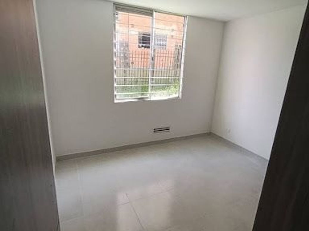 Apartamento en arriendo en Tuna Alta, Bogotá · foto 11 de 12