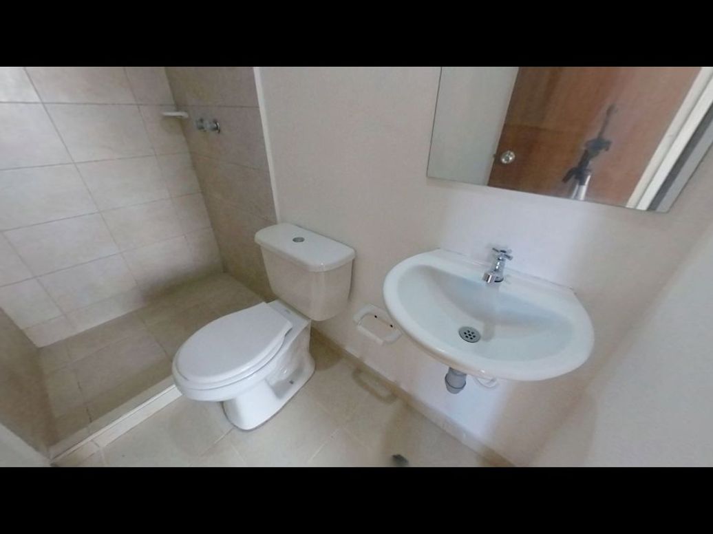Apartamento de 2 alcobas en venta en Los Pantanos, Bogotá, 52 m² · foto 7 de 12