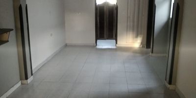 Apto Barrio la Joya,  piso 2, 68mts, estrato 3, 3 alcobas, 2 baños, salacomedor, balcon, patio, cocina tradicional $1.000.000