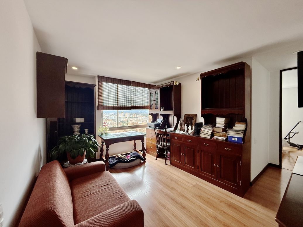 Apartamento de 3 alcobas en venta en Cjr Monet, Bogotá, 172 m² · foto 9 de 20