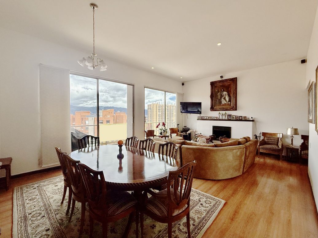 Apartamento de 3 alcobas en venta en Cjr Monet, Bogotá, 172 m² · foto 4 de 20