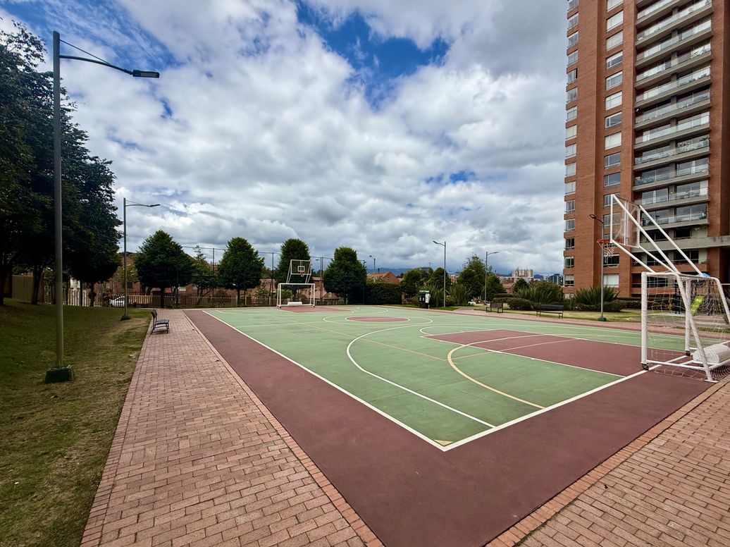 Apartamento de 3 alcobas en venta en Cjr Monet, Bogotá, 172 m² · foto 20 de 20
