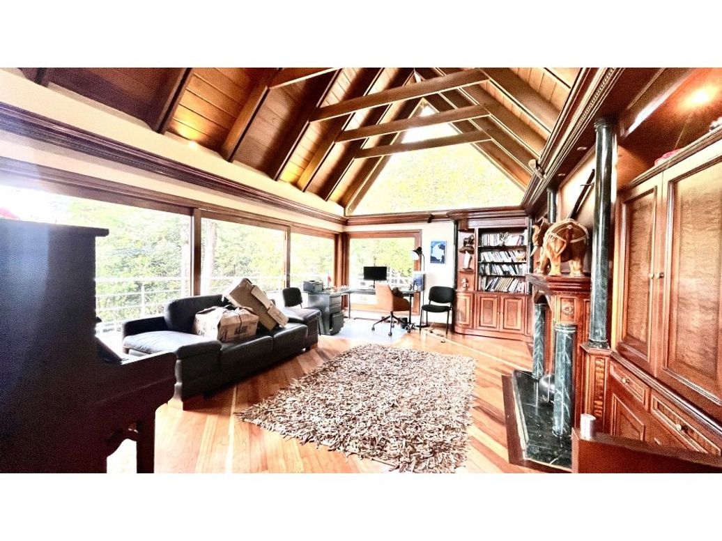 Casa de 4 alcobas en venta en Bosque De Pinos, Bogotá, 980 m² · foto 14 de 20