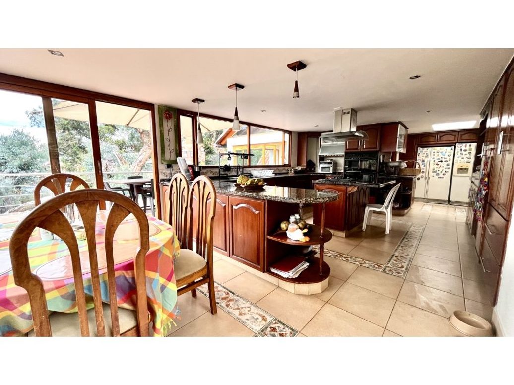 Casa de 4 alcobas en venta en Bosque De Pinos, Bogotá, 980 m² · foto 7 de 20