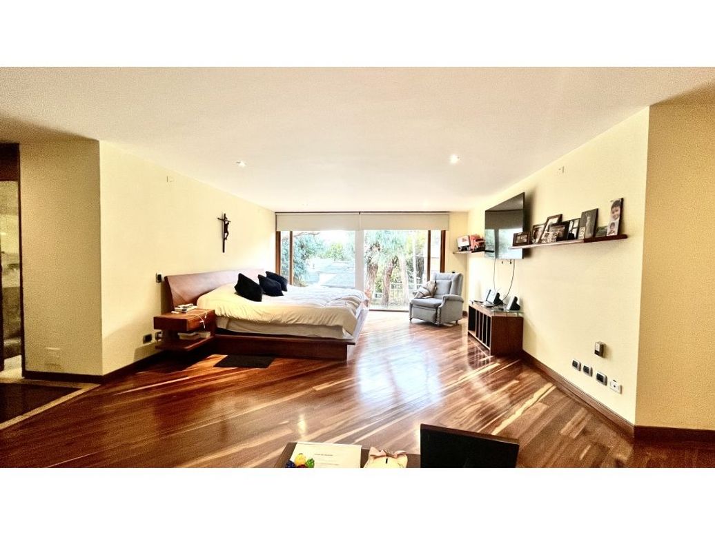 Casa de 4 alcobas en venta en Bosque De Pinos, Bogotá, 980 m² · foto 8 de 20