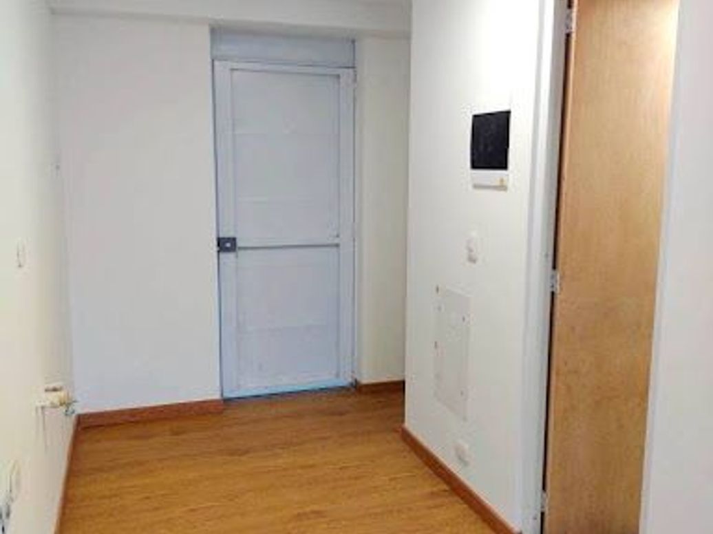 Apartaestudio en venta en Modelia, Bogotá, 28 m² · foto 3 de 16