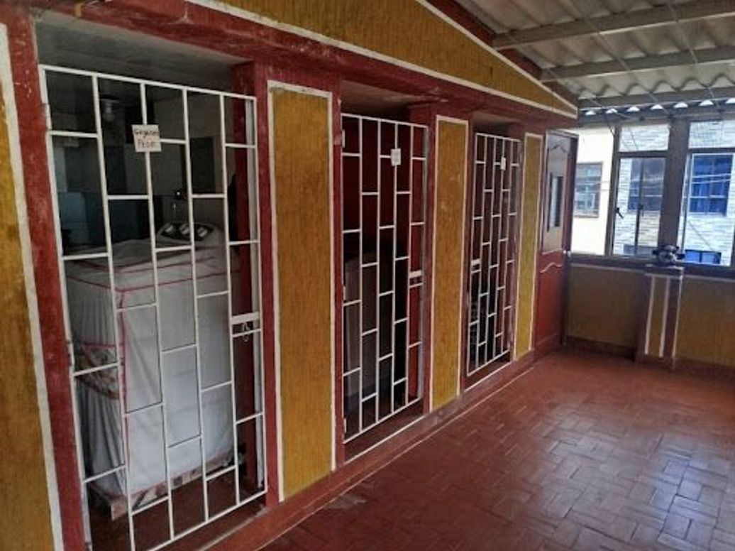 Casa de 9 alcobas en venta en Aures, Bogotá, 336 m² · foto 10 de 13