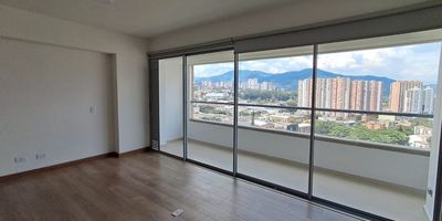 Tu nuevo hogar te espera! Apartaestudio en el sector de Pan de azucar Sabaneta con vista espectacular a jardines y montanas. fresco y lleno de luz! 55 m Cocina abierta integrada al area social 1 parqueadero independiente, Cuarto util. Vive rodeado de amenidades: piscinas, gimnasios, canchas, zonas BBQ, salones sociales, jardines, espacios para mascotas y futuro mall comercial Cercana al sector Pan de Azucar, una zona tranquila y residencial A solo 10 minutos del parque principal de Sabaneta en vehiculo Rodeada de naturaleza, con ambiente silencioso y familiar Cerca de supermercados, centros comerciales, colegios, universidades y gimnasios Vias de Acceso Autopista Sur: principal via de conexion con Medellin y el sur del Valle de Aburra Av. Las Vegas y Av. El Poblado: rutas alternas que facilitan el acceso desde diferentes puntos del area metropolitana, cerca a la estacion del metro de la estrella. Contactanos