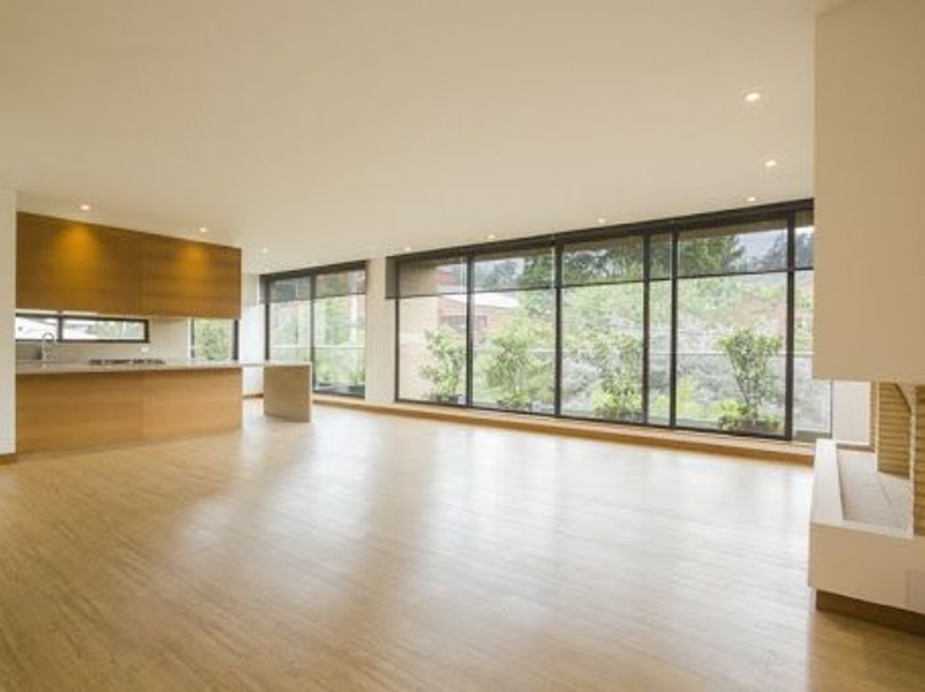 Apartamento de 3 alcobas en venta en Santa Barbara Alta, Bogotá, 189 m² · foto 3 de 20