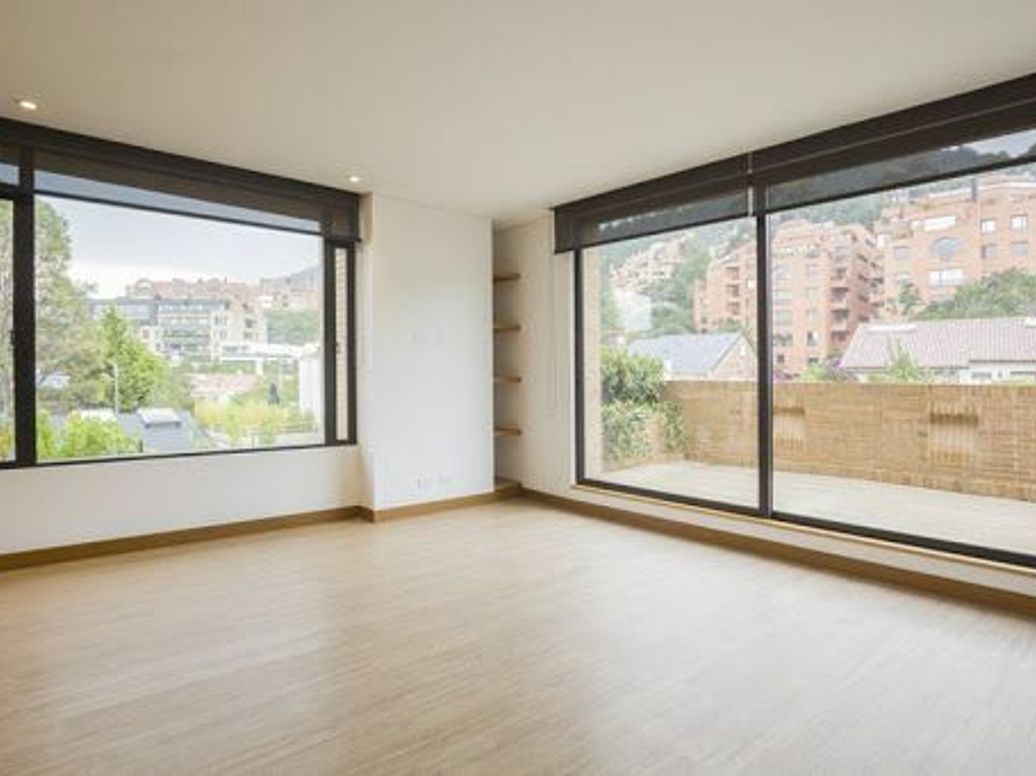 Apartamento de 3 alcobas en venta en Santa Barbara Alta, Bogotá, 189 m² · foto 8 de 20