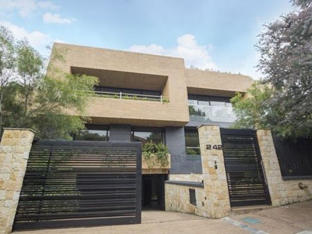 Apartamento de 3 alcobas en venta en Santa Barbara Alta, Bogotá, 189 m² · foto 10 de 20
