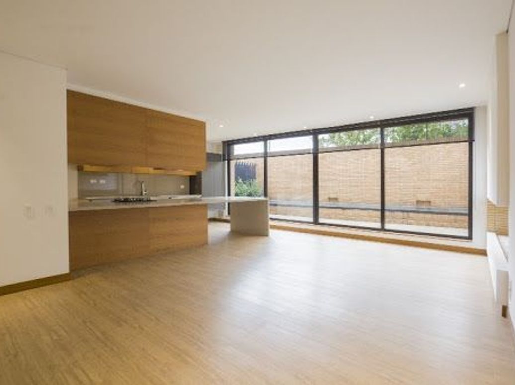 Apartamento de 2 alcobas en venta en Santa Barbara Alta, Bogotá, 157 m² · foto 3 de 20