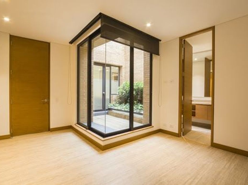 Apartamento de 2 alcobas en venta en Santa Barbara Alta, Bogotá, 157 m² · foto 7 de 20
