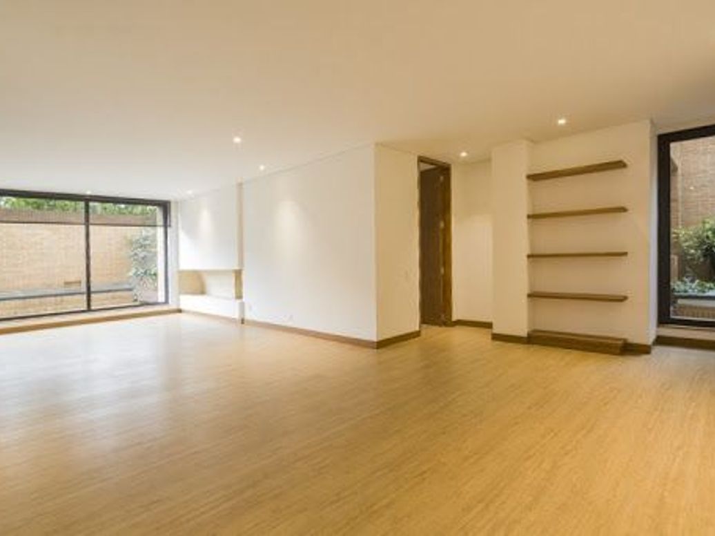 Apartamento de 2 alcobas en venta en Santa Barbara Alta, Bogotá, 157 m² · foto 13 de 20