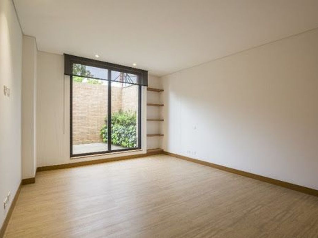 Apartamento de 2 alcobas en venta en Santa Barbara Alta, Bogotá, 157 m² · foto 9 de 20