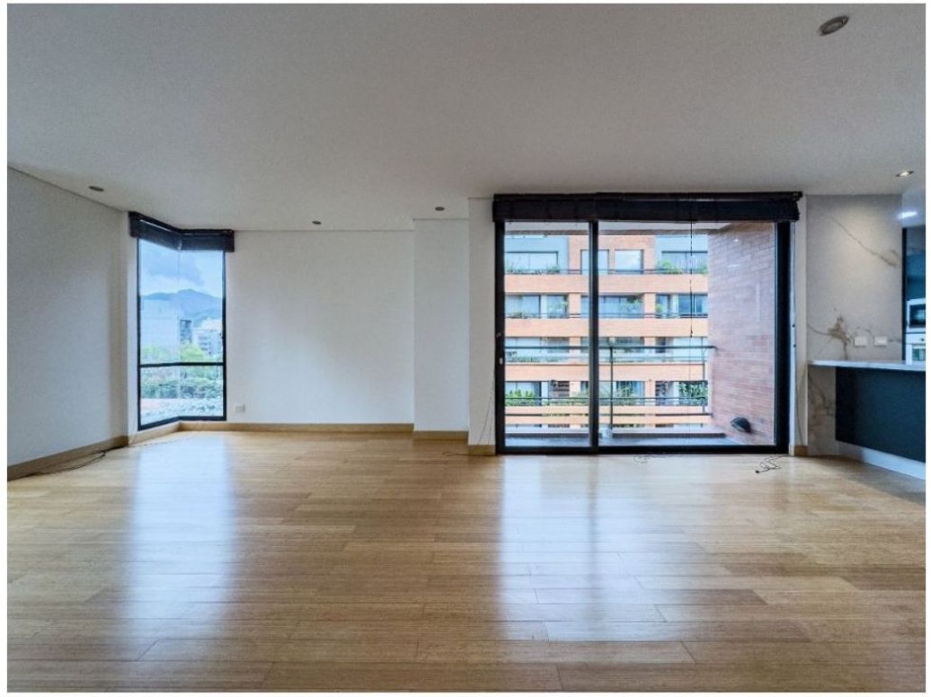Apartamento de 3 alcobas en venta en Chicó Norte, Bogotá, 171 m² · foto 3 de 16