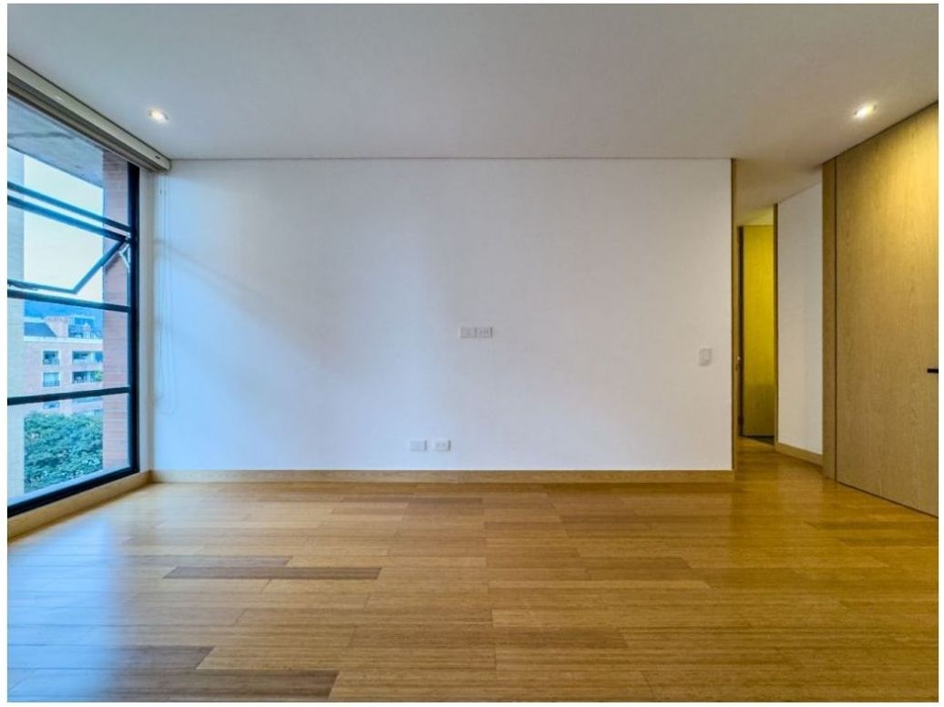 Apartamento de 3 alcobas en venta en Chicó Norte, Bogotá, 171 m² · foto 5 de 16