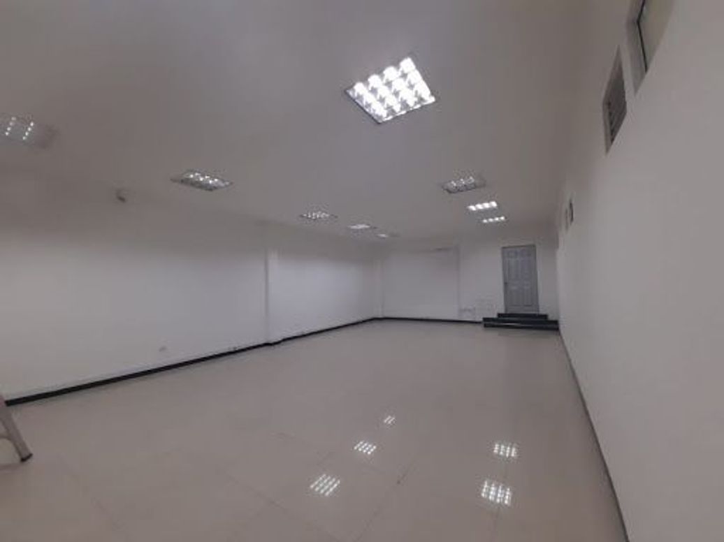 Casa de 5 alcobas en venta en Normandía, Bogotá, 660 m² · foto 4 de 20