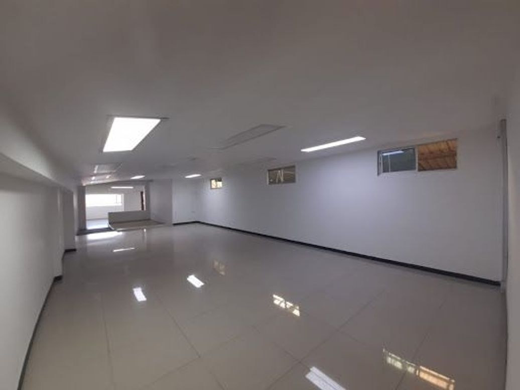 Casa de 5 alcobas en venta en Normandía, Bogotá, 660 m² · foto 11 de 20