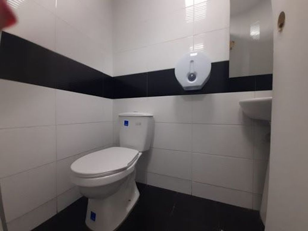 Casa de 5 alcobas en venta en Normandía, Bogotá, 660 m² · foto 6 de 20