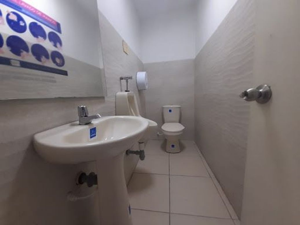Casa de 5 alcobas en venta en Normandía, Bogotá, 660 m² · foto 16 de 20