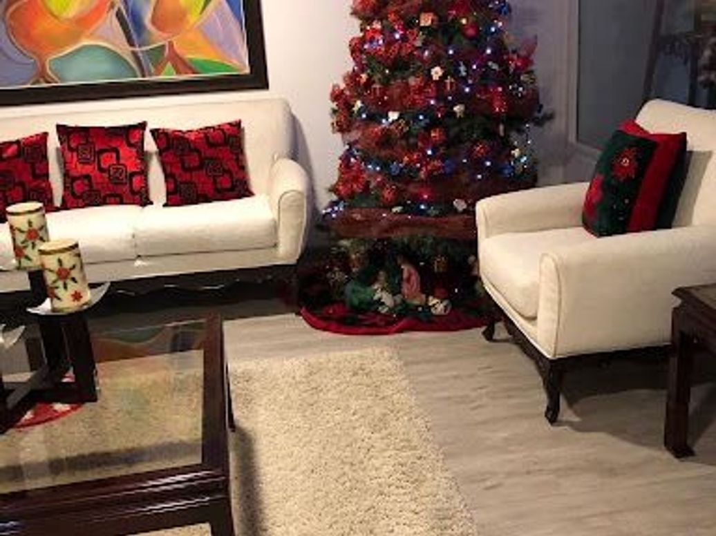 Casa de 4 alcobas en venta en Santa Barbara, Bogotá, 280 m² · foto 3 de 17