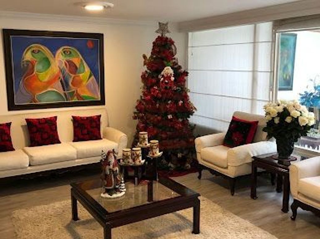Casa de 4 alcobas en venta en Santa Barbara, Bogotá, 280 m² · foto 7 de 17