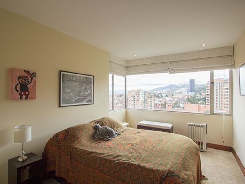 Apartamento de 4 alcobas en venta en Bosque De Pinos, Bogotá, 243 m² · foto 14 de 20
