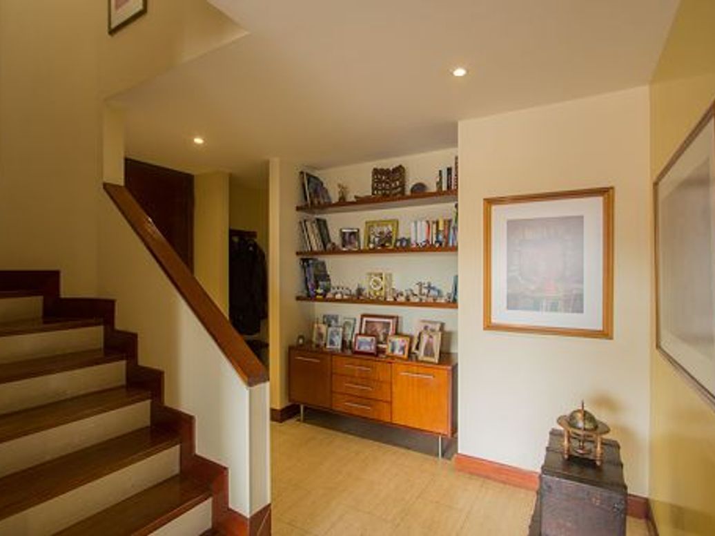 Apartamento de 4 alcobas en venta en Bosque De Pinos, Bogotá, 243 m² · foto 2 de 20