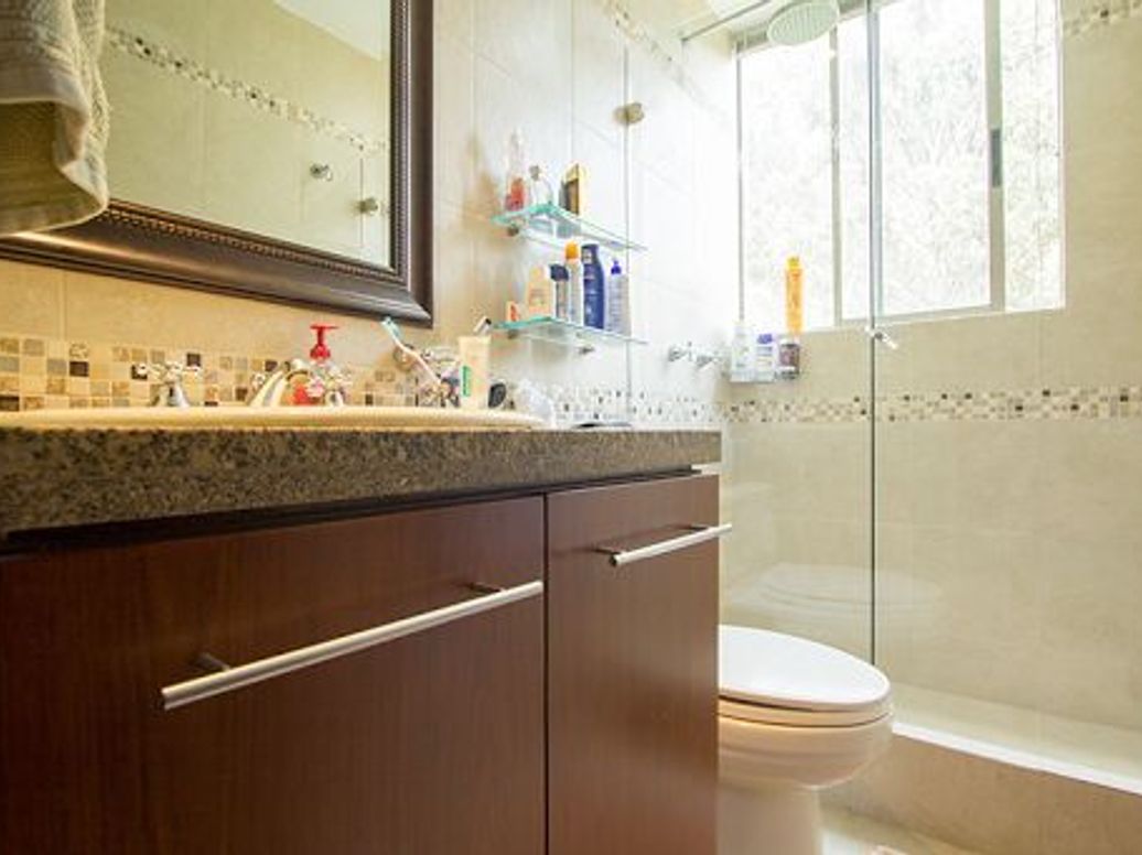 Apartamento de 4 alcobas en venta en Bosque De Pinos, Bogotá, 243 m² · foto 16 de 20