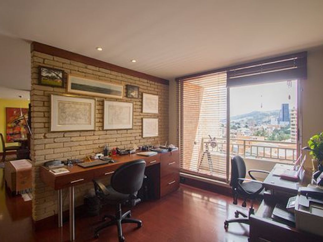 Apartamento de 4 alcobas en venta en Bosque De Pinos, Bogotá, 243 m² · foto 5 de 20